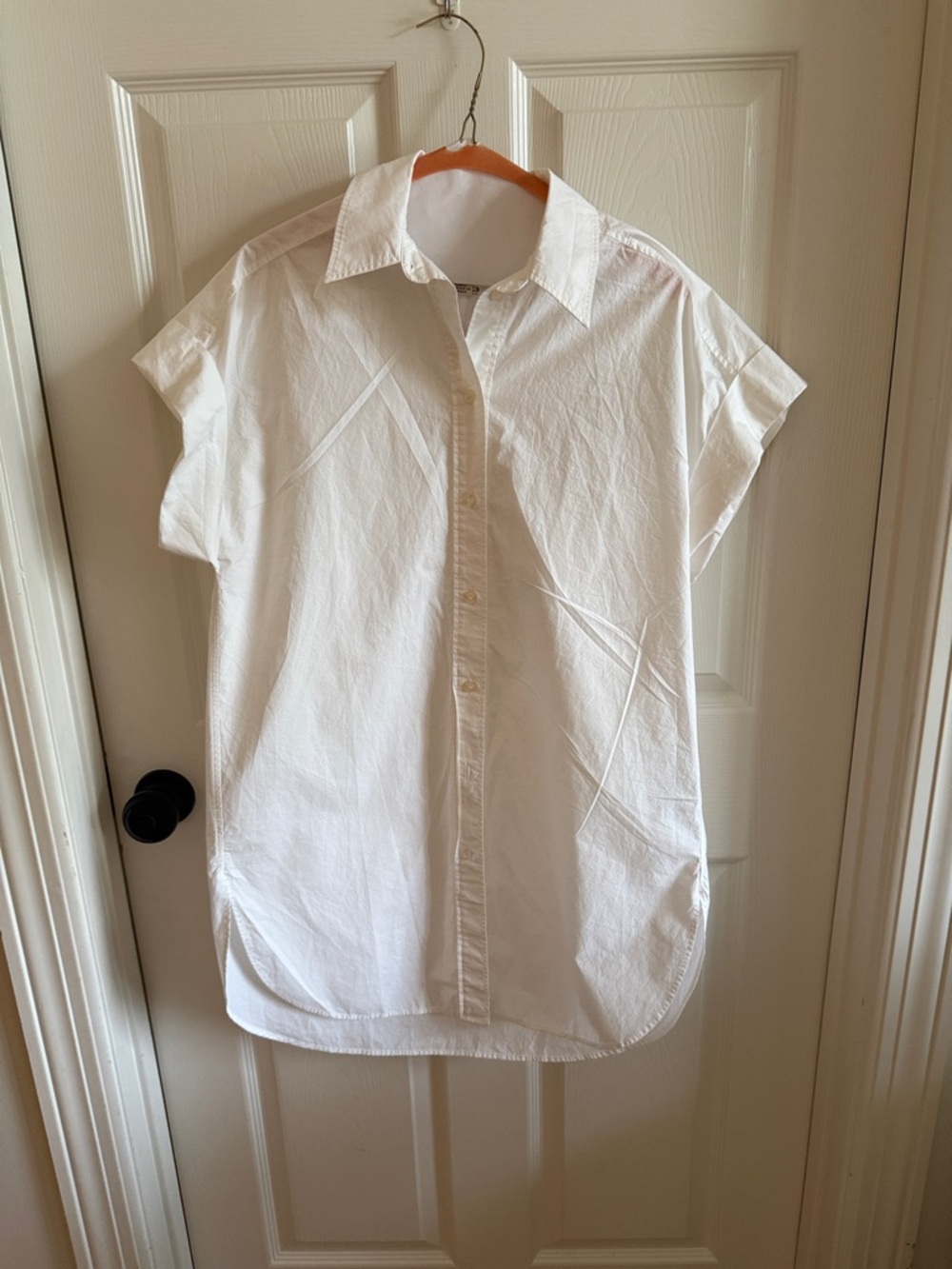 H&M White Short-Sleeve Button-Down Shirt
